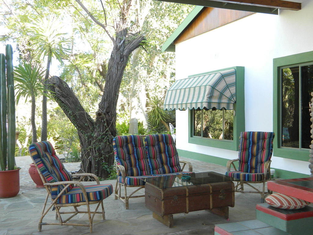 Corona Guest Farm Eksteriør bilde